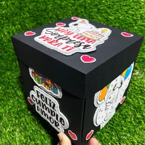 caja regalo personalizada snoopy cumpleaños 06